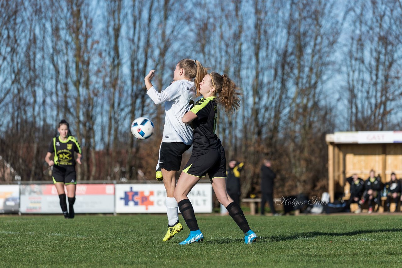 Bild 104 - B-Juniorinnen MSG Steinhorst Krummesse - SV Frisia 03 Risum Lindholm : Ergebnis: 0:5